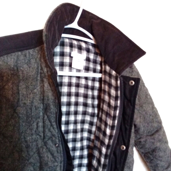 Boy's Quilted Tweed Chore Coat with Corduroy Accents - Picture 5 of 8